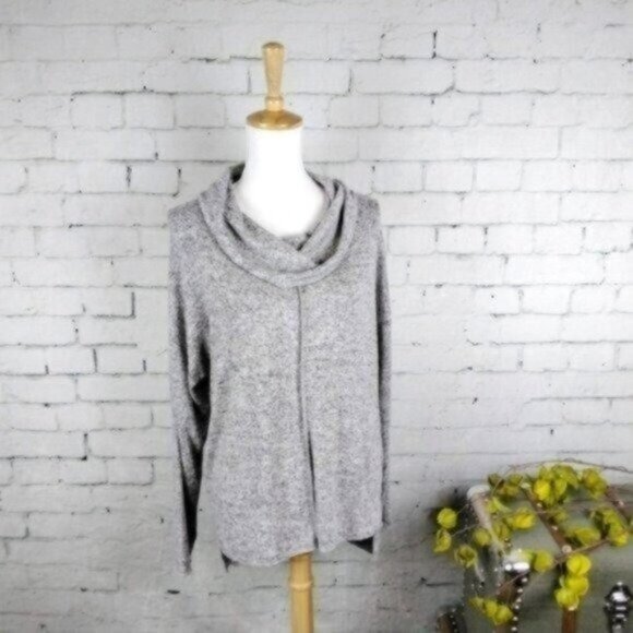 Hello Nite Super Soft Raw Seam Cowlneck Sweater Heathered Gray Size Small - Picture 1 of 5